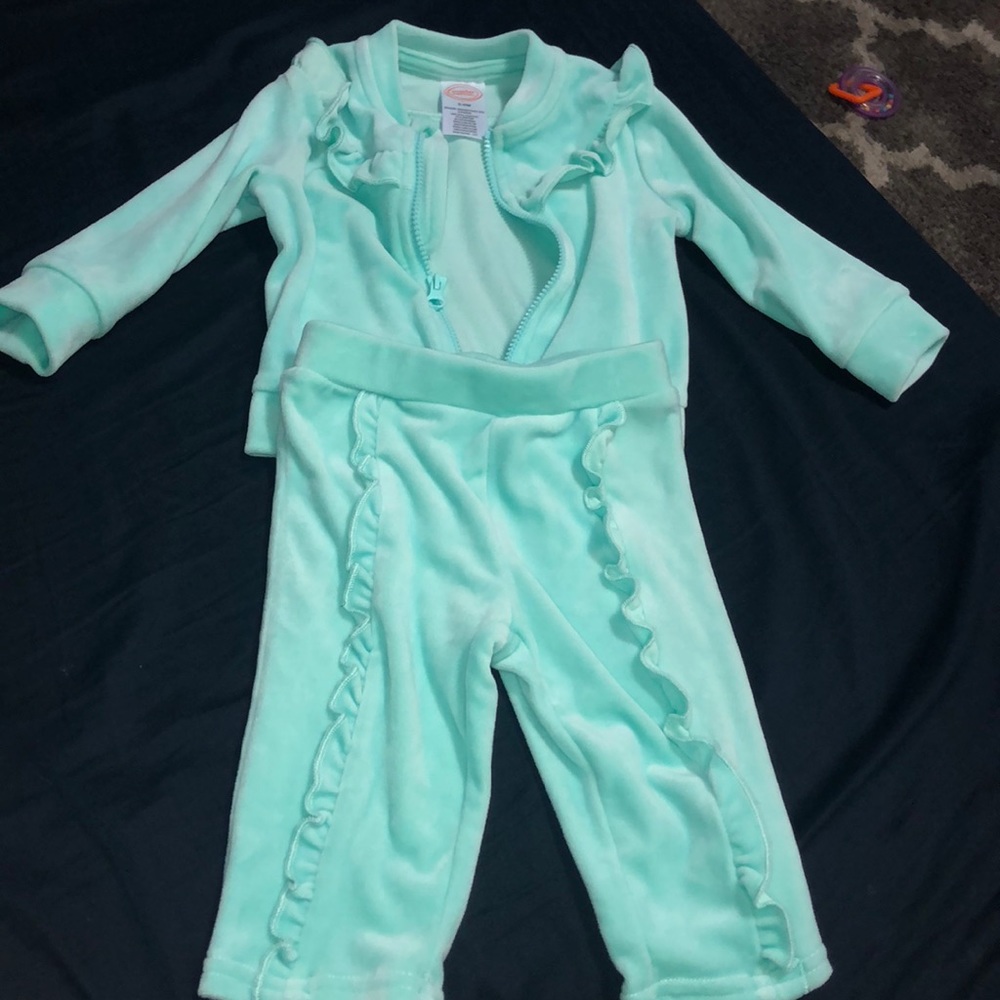 Turquoise sweatsuit